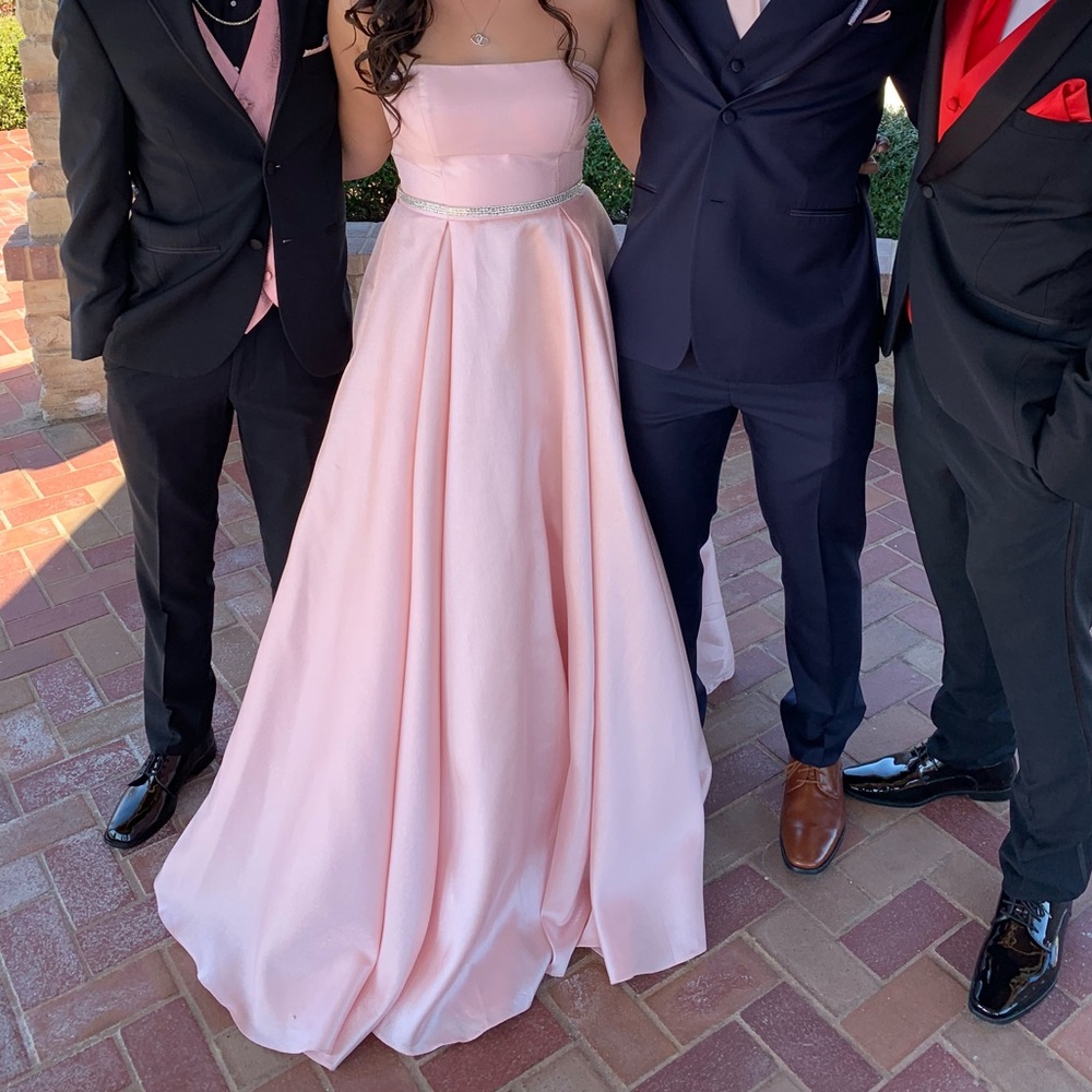LIGHT PINK BALL DRESS/GOWN. WORN ONCE